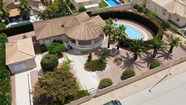 Casa o chalet independiente en Avenida de Alicante, Hondón de las Nieves photo 1