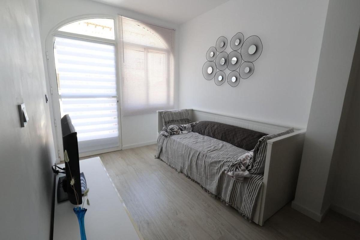 Продажа таунхауса в Chalet adosado en Urbanización Lago Jardín, Los Balcones - Los Altos del Edén, Torrevieja , Торревьеха photo 5