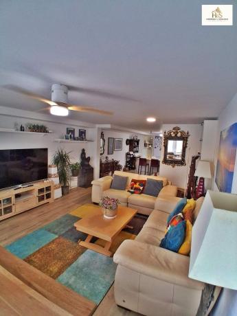Venta de piso en Piso en Avenida Maisonnave, Ensanche-Diputación, Alicante / Alacant, Alicante / Alacant
photo 1