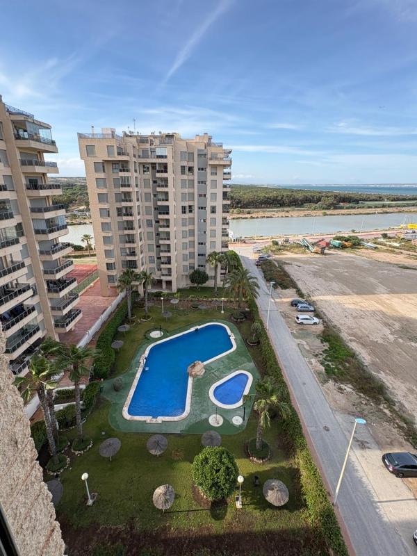 Sprzedaż mieszkania w Piso en Puerto Deportivo, Guardamar del Segura, Guardamar del Segura
photo 2