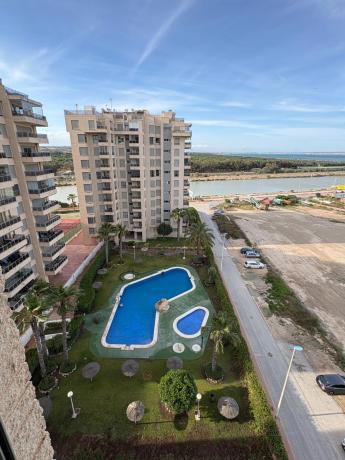 Sprzedaż mieszkania w Piso en Puerto Deportivo, Guardamar del Segura, Guardamar del Segura
thumbnail 1