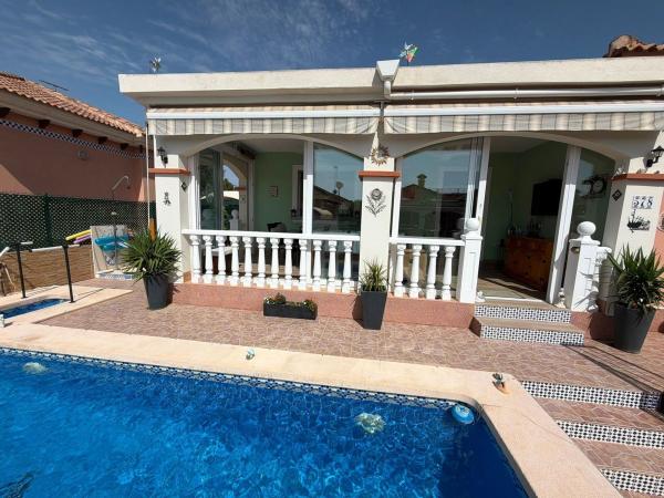 Casa o chalet independiente en Calle Algarrobo, Los Montesinos photo 2