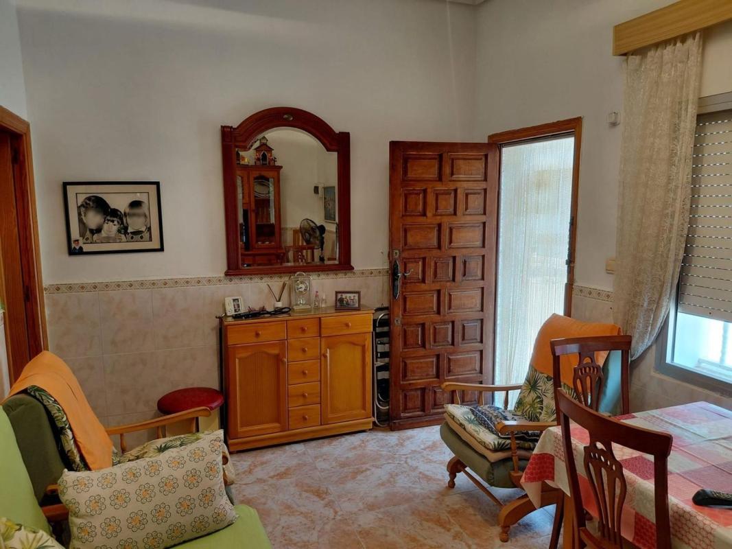 Propiedades en venta y alquiler en España photo 1