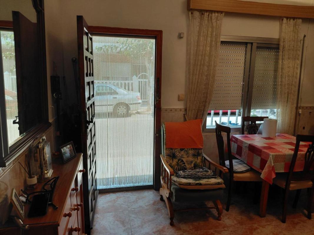 Propiedades en venta y alquiler en España photo 4