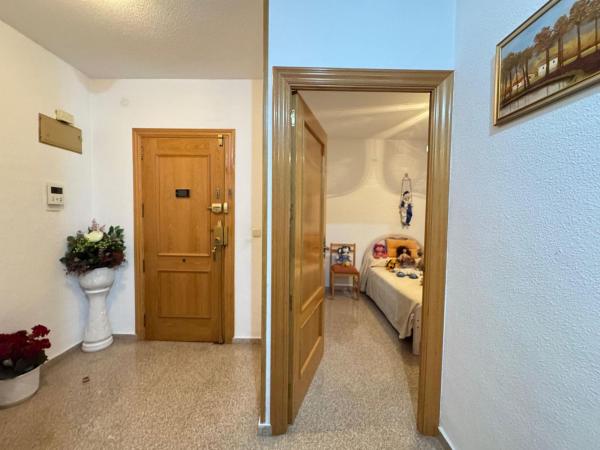 Venta de piso en Piso en Lerida, Carolinas Altas, Alicante / Alacant, Alicante / Alacant
 photo 4