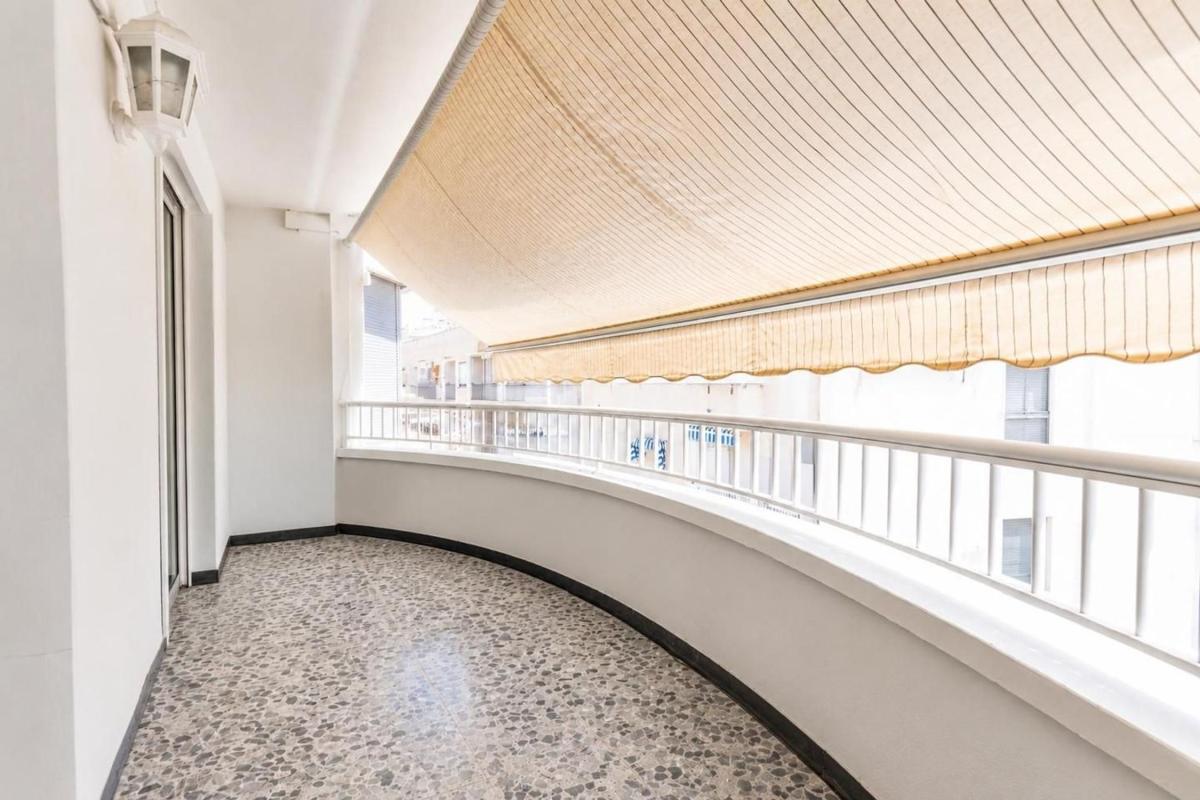 Venta de piso en Piso en Calle de Sant Antoni, Centro, Santa Pola, Santa Pola
photo 3