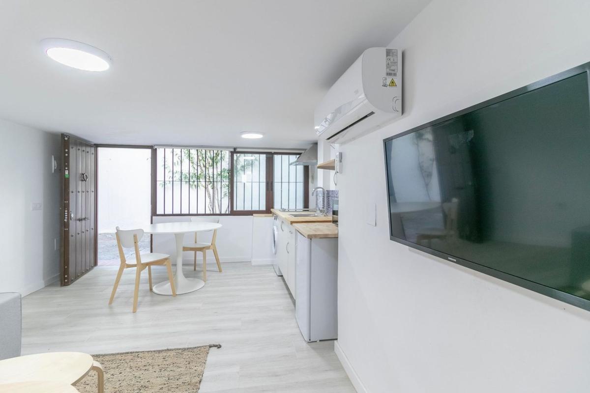 Продажа квартиры на Piso en Avenida Ramón y Cajal, Zona Puerto Deportivo, Fuengirola, Фуэнхирола
photo 2