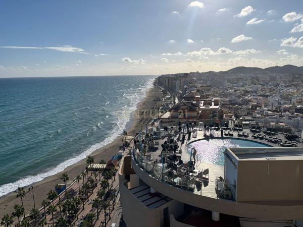 Квартира на продажу в Estudio en Paseo Marítimo Rey de España, 32, Zona Puerto Deportivo, Fuengirola, Фуэнхирола photo 1