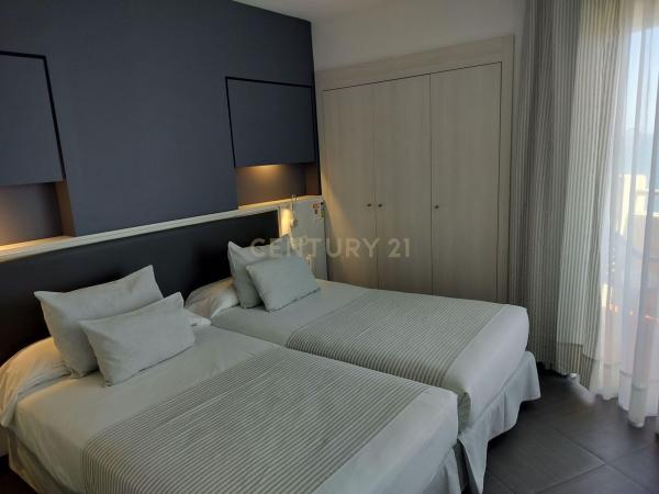 Квартира на продажу в Estudio en Paseo Marítimo Rey de España, 32, Zona Puerto Deportivo, Fuengirola, Фуэнхирола photo 4