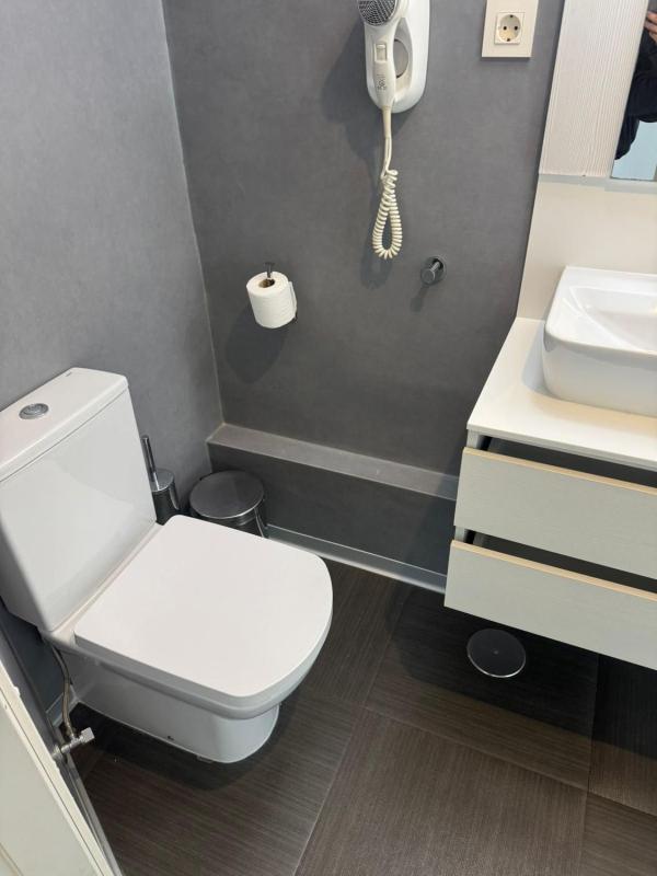 Продажа студии в Estudio en Paseo Marítimo Rey de España, Zona Puerto Deportivo, Fuengirola, Фуэнхирола photo 5