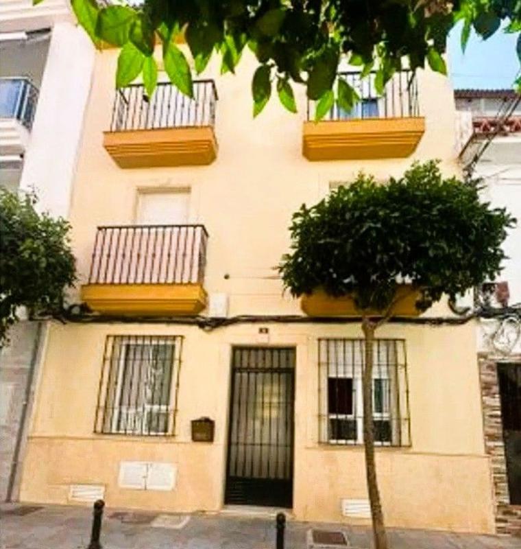 Venta de piso en Piso en Nueva, 21, Zona Puerto Deportivo, Fuengirola, Fuengirola
photo 2