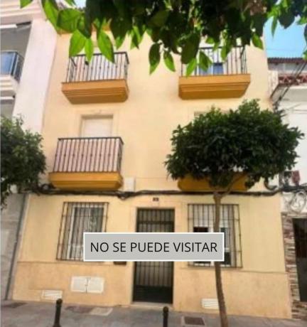 Venta de piso en Piso en Zona Puerto Deportivo, Fuengirola, Fuengirola
photo 1