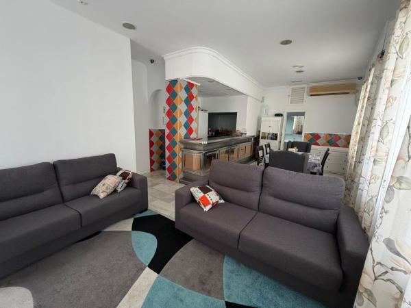 Venta de piso en Piso en Calle Aragón, Centro Ciudad, Fuengirola, Fuengirola
thumbnail 1