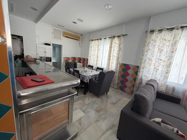 Venta de piso en Piso en Calle Aragón, Centro Ciudad, Fuengirola, Fuengirola
thumbnail 2