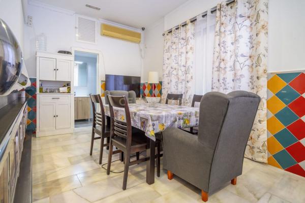 Venta de piso en Piso en Calle Aragón, 4, Centro Ciudad, Fuengirola, Fuengirola
thumbnail 2