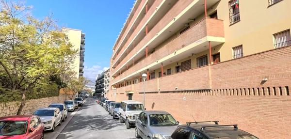 Venta de piso en Piso en Calle Francisco Rivera Paquirri, Los Boliches, Fuengirola, Fuengirola
photo 1