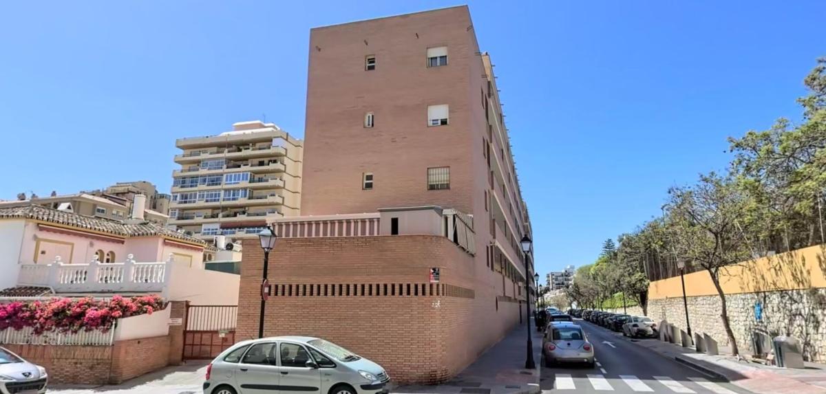 Venta de piso en Piso en Calle Francisco Rivera Paquirri, Los Boliches, Fuengirola, Fuengirola
 photo 3