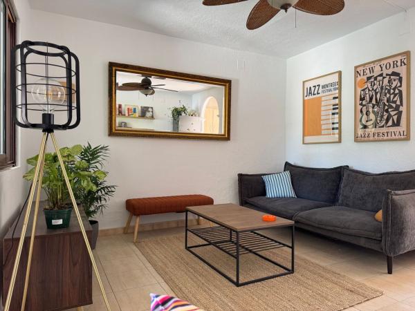Sale of flat in Piso en Calle de Deportes, 14, Los Pacos, Fuengirola, Fuengirola
 photo 4