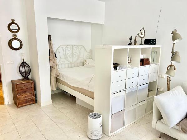 Venta de piso en Piso en Calle Martínez Catena, 6, Zona Puerto Deportivo, Fuengirola, Fuengirola
 photo 3