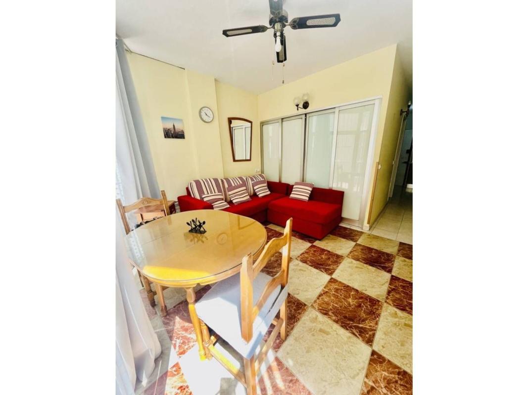 Продажа студии в Estudio en Zona Puerto Deportivo, Fuengirola, Фуэнхирола photo 2