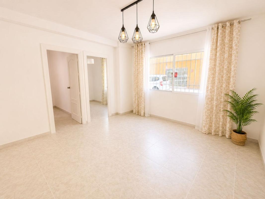 Venta de piso en Piso en Calle Mallorca, Centro Ciudad, Fuengirola, Fuengirola
 photo 3