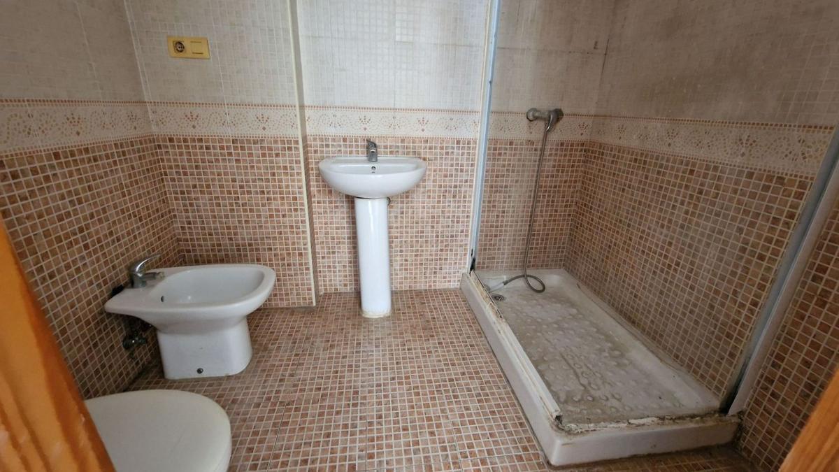 Venta de piso en Piso en Calle Madrid, Zona Puerto Deportivo, Fuengirola, Fuengirola
photo 3