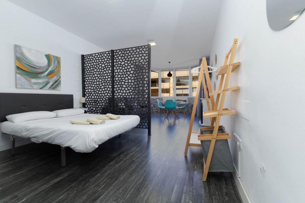 Продажа студии в Estudio en Zona Puerto Deportivo, Fuengirola, Фуэнхирола photo 3