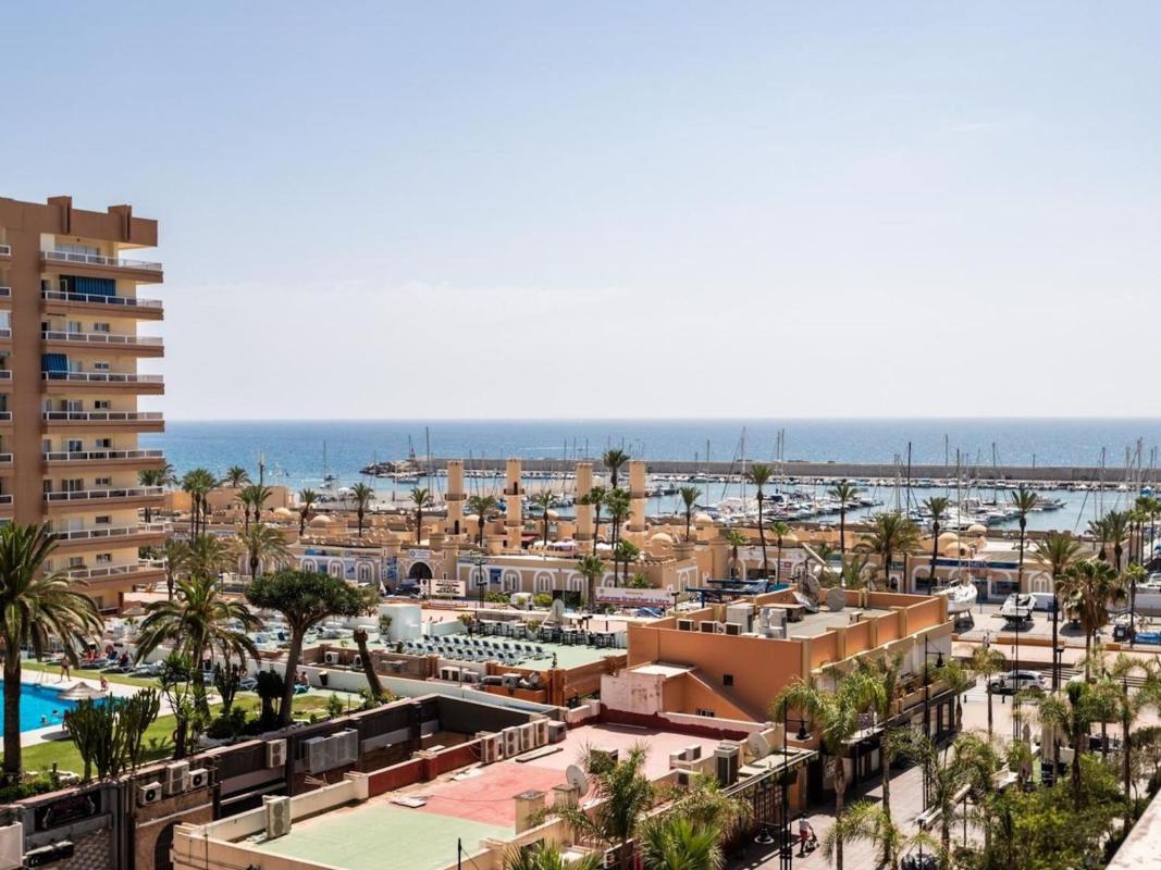 Sprzedaż studia w Estudio en Paseo Marítimo Rey de España, Zona Puerto Deportivo, Fuengirola, Fuengirola photo 1