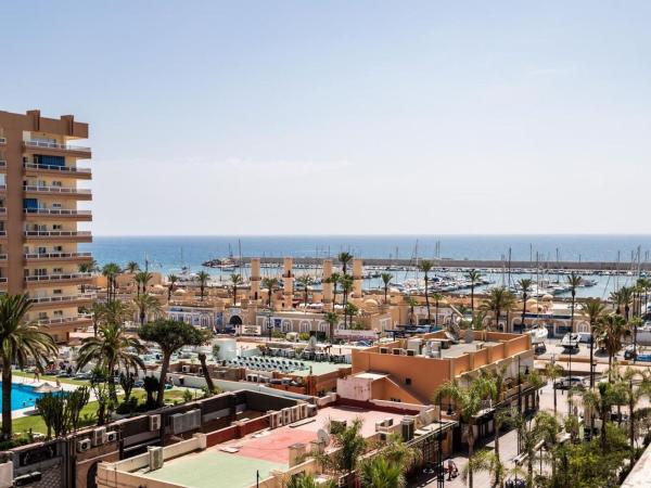 Studium na sprzedaż w Estudio en Paseo Marítimo Rey de España, Zona Puerto Deportivo, Fuengirola, Fuengirola photo 1