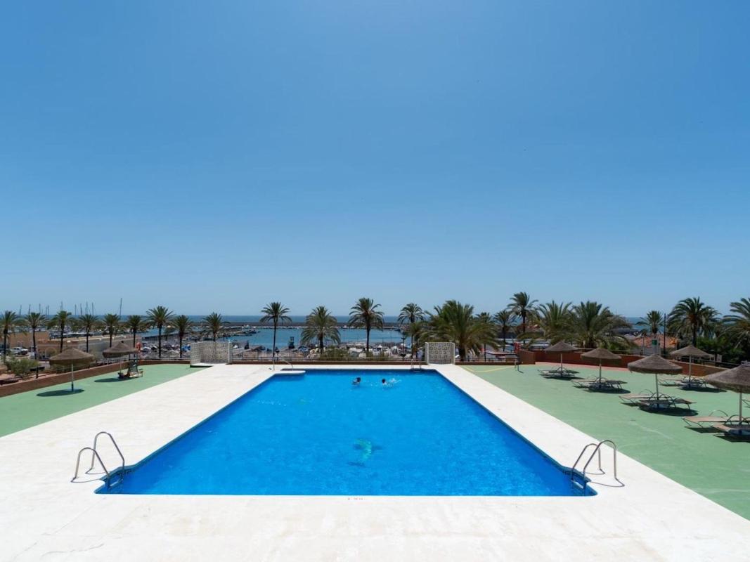 Sale of studio in Estudio en Calle Martínez Catena, Zona Puerto Deportivo, Fuengirola, Fuengirola photo 2