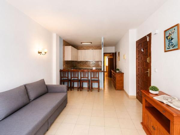 Venta de piso en Piso en Francisco Cano, Playa de los Boliches, Fuengirola, Fuengirola
photo 1