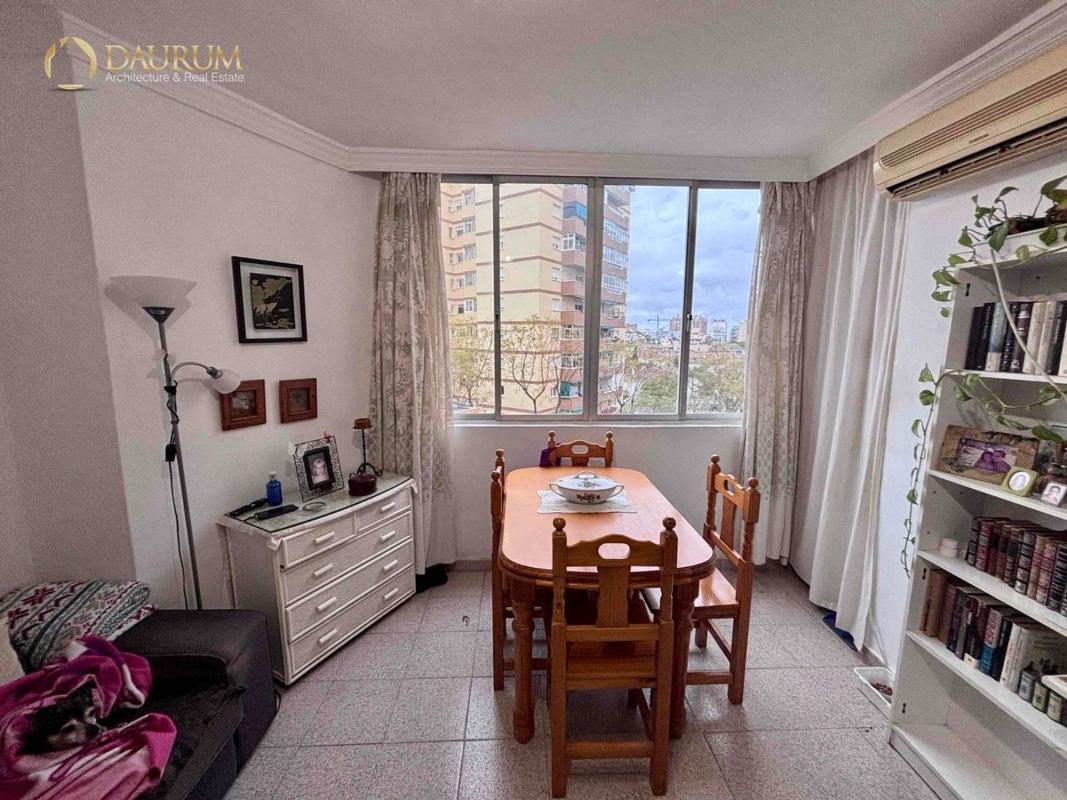 Продажа квартиры на Piso en Calle Miguel Bueno, Centro Ciudad, Fuengirola, Фуэнхирола
 photo 2