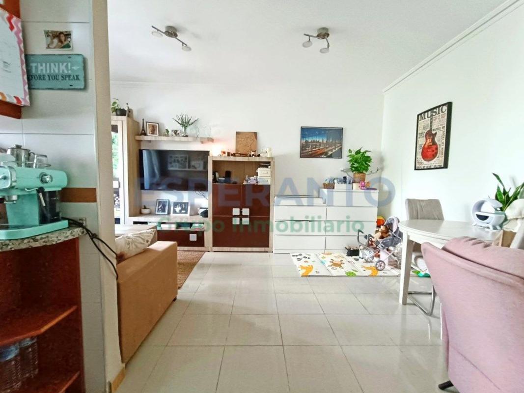 Venta de piso en Piso en Calle Nenufar, Los Pacos, Fuengirola, Fuengirola
photo 1