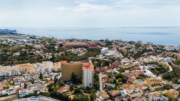 Sprzedaż mieszkania w Piso en Calle el Lirio, Torreblanca del Sol, Fuengirola, Fuengirola
thumbnail 1