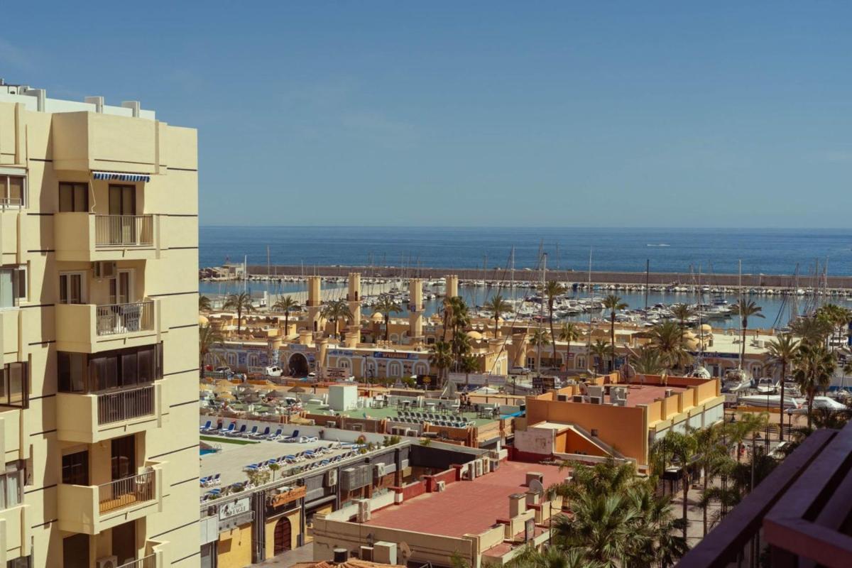 Sale of studio in Estudio en Zona Puerto Deportivo, Fuengirola, Fuengirola photo 1