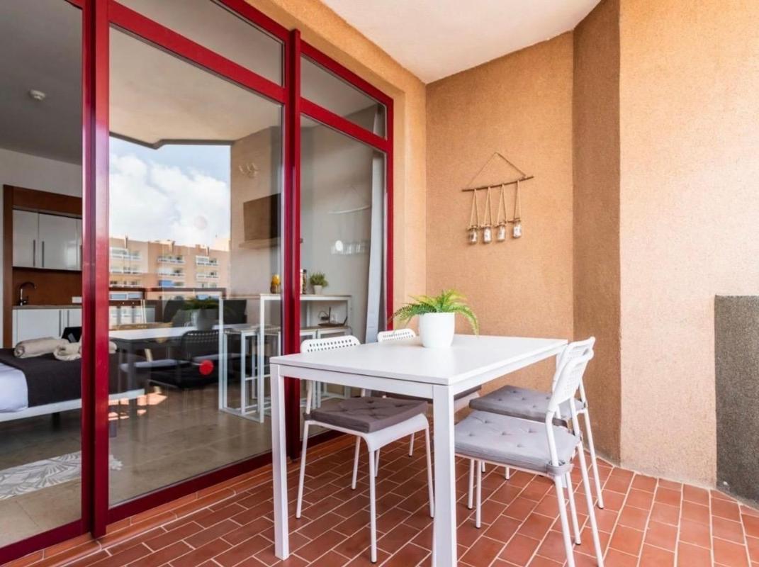 Venta de estudio en Estudio en Zona Puerto Deportivo, Fuengirola, Fuengirola photo 2