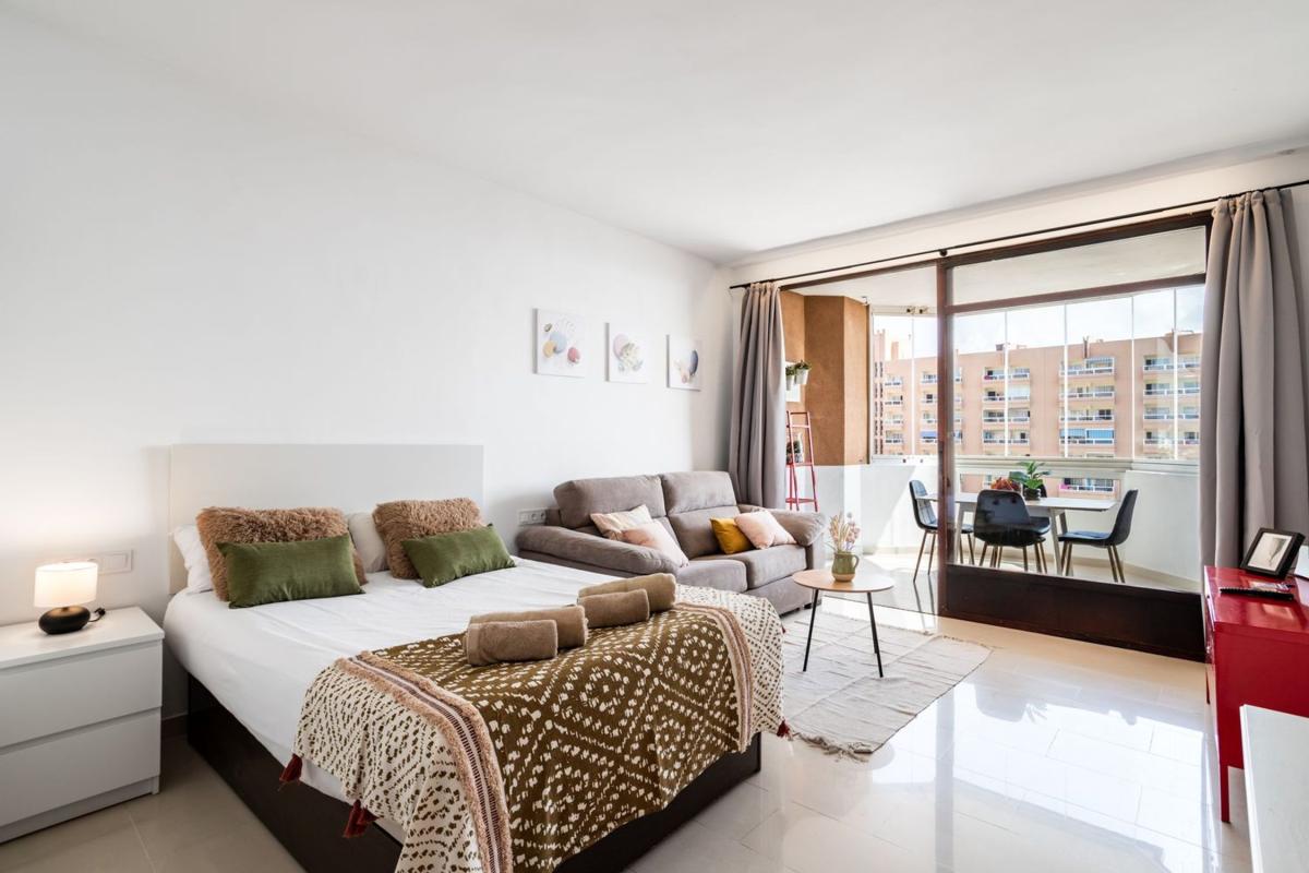 Sale of studio in Estudio en Calle Martínez Catena, 5, Zona Puerto Deportivo, Fuengirola, Fuengirola photo 2