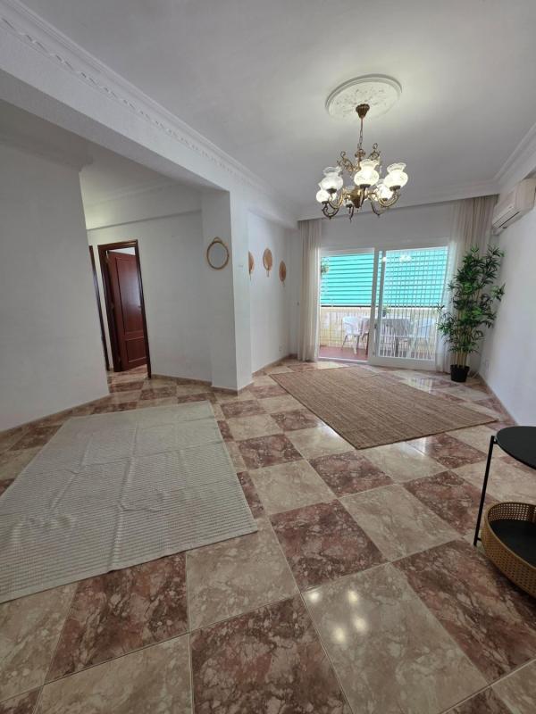 Продажа квартиры на Piso en Calle Virgen del Rocío, 5, Los Boliches, Fuengirola, Фуэнхирола
 photo 3