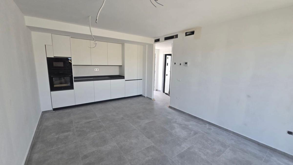 Venta de piso en Piso en Calle los Vecinos, 9, Los Pacos, Fuengirola, Fuengirola
 photo 5