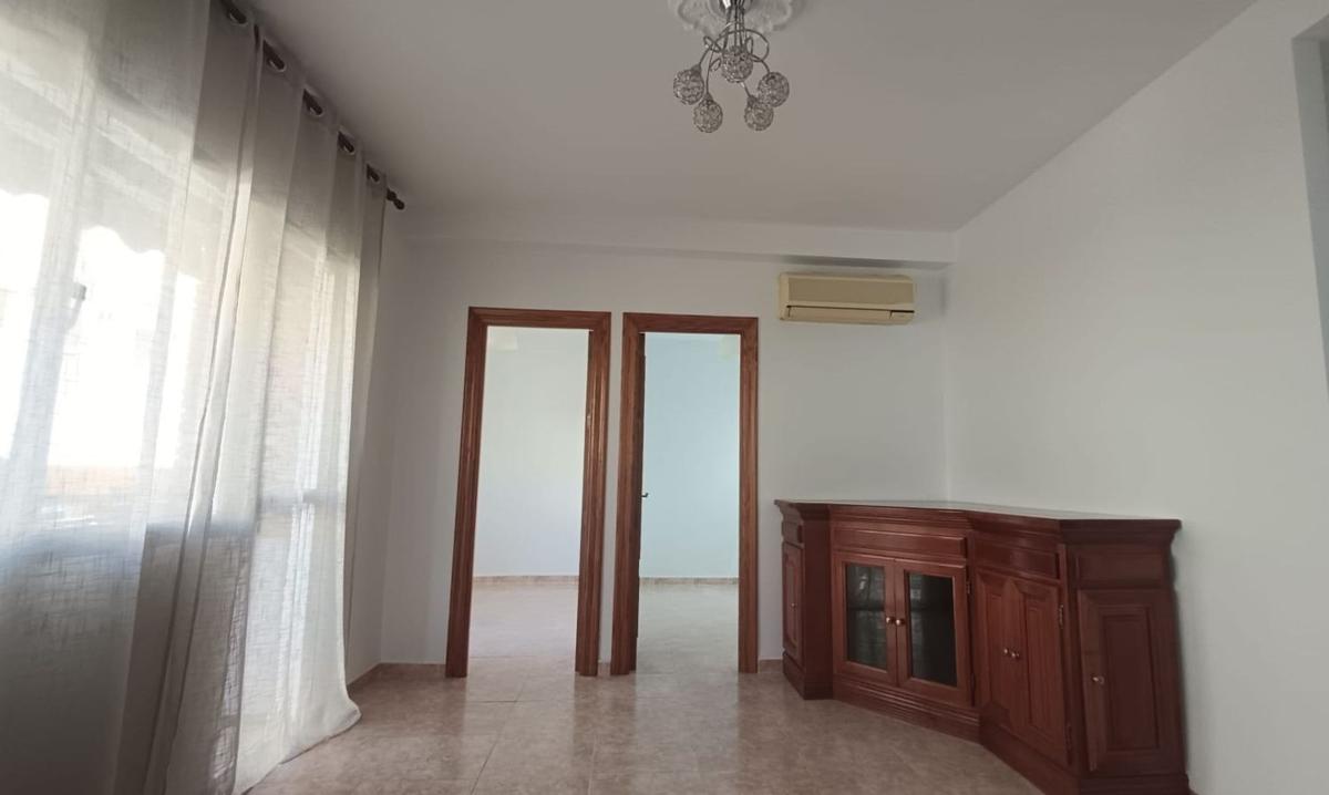 Venta de piso en Piso en Calle Pérez Galdós, 14, Centro Ciudad, Fuengirola, Fuengirola
 photo 4