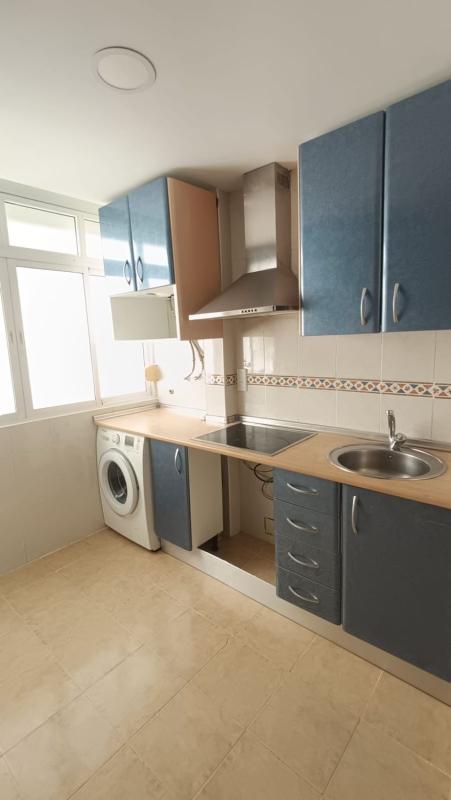 Venta de piso en Piso en Calle Pérez Galdós, 14, Centro Ciudad, Fuengirola, Fuengirola
 photo 5