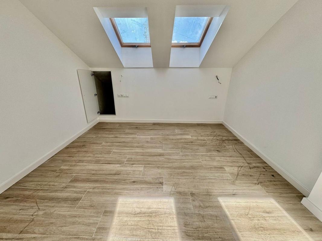 Продажа дуплекса на Dúplex en Calle los Manzanos s/n, Los Pacos, Fuengirola, Фуэнхирола photo 5
