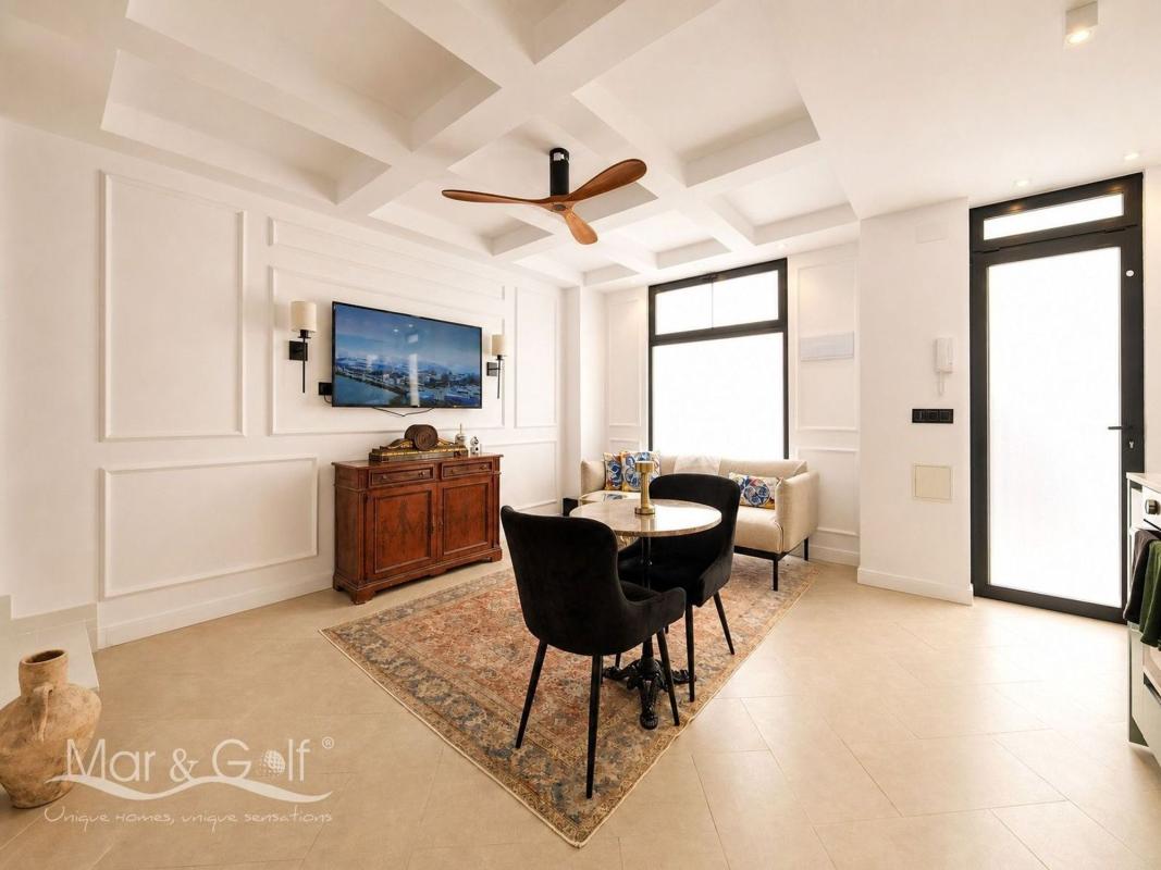 Продажа отдельного шале в  Casa o chalet en Calle Heraclio, Centro - Muelle Pesquero, Torrevieja, Торревьеха photo 2