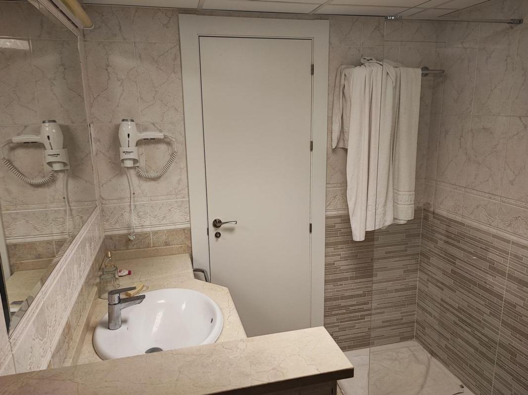 Venta de estudio en Estudio en Paseo Marítimo Rey de España, Zona Puerto Deportivo, Fuengirola, Fuengirola photo 4