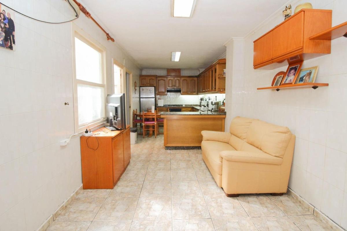 Properties for sale and rent in Spain photo 5