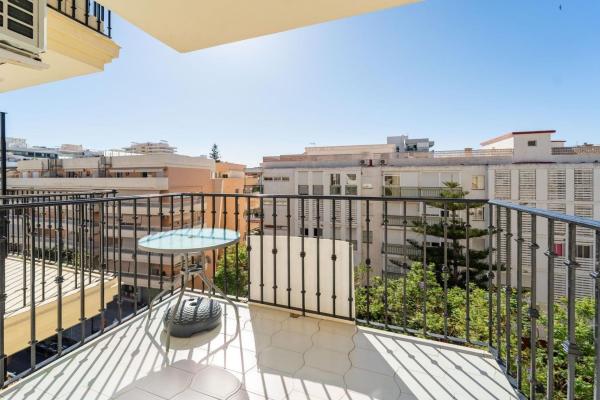 Venta de piso en Piso en Zona Puerto Deportivo, Fuengirola, Fuengirola
 photo 1