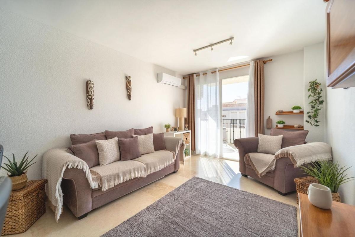 Venta de piso en Piso en Zona Puerto Deportivo, Fuengirola, Fuengirola
photo 2