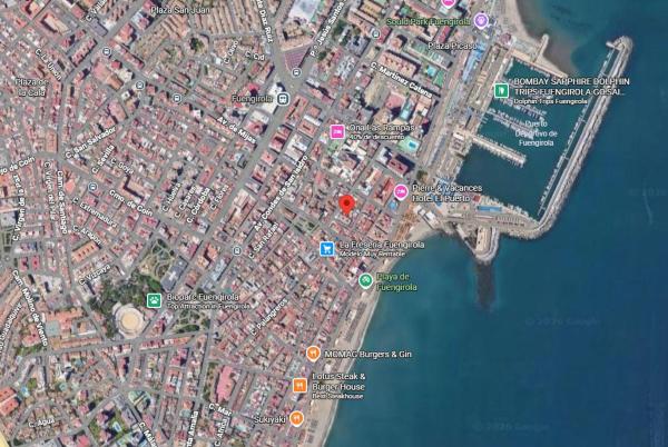 Ático en venta en Ático en Calle de la Cruz s/n, Zona Puerto Deportivo, Fuengirola, Fuengirola thumbnail 1