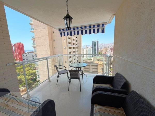 Sprzedaż mieszkania w Piso en Calle Sierra Dorada, Zona Sierra Helada, Benidorm, Benidorm
photo 1