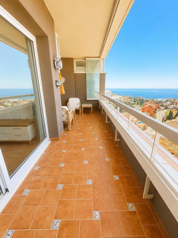 Продажа квартиры на Piso en Calle Codorniz s/n, Torreblanca del Sol, Fuengirola, Фуэнхирола
photo 1